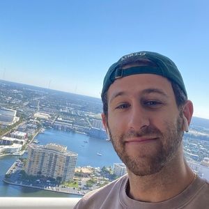 Meet your Posher, Jason